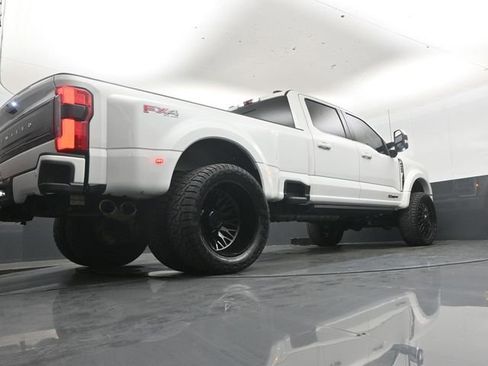 Used 2024 Ford F450 Limited w/ FX4 Off-Road Package AWD/4WD image 42