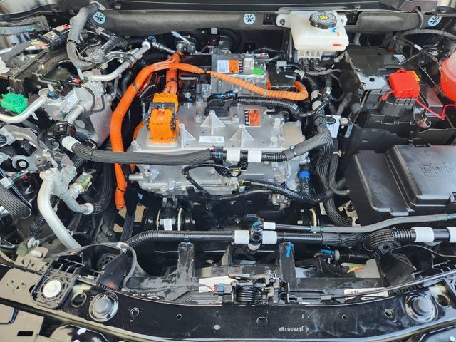Used 2025 Chevrolet Equinox EV LT FWD image 31