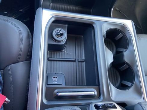 New 2026 Ford Expedition Active image 25