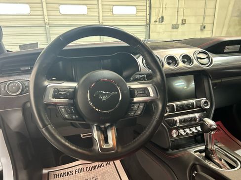 Used 2022 Ford Mustang GT Premium w/ GT Performance Package RWD image 4