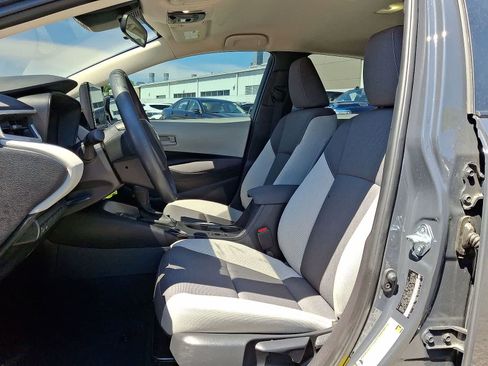 Used 2025 Toyota Corolla LE FWD image 23