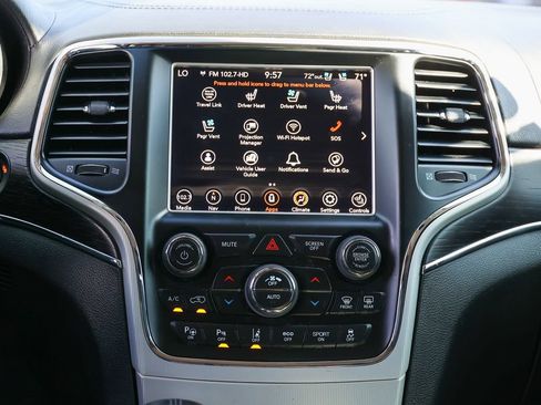 Used 2018 Jeep Grand Cherokee Summit AWD/4WD image 10