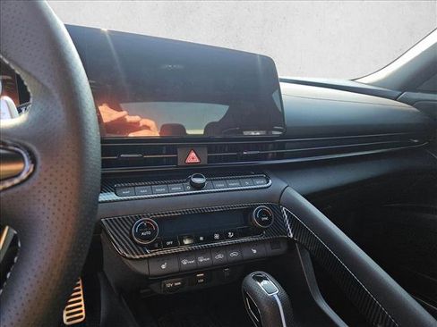 Used 2025 Hyundai Elantra N image 19