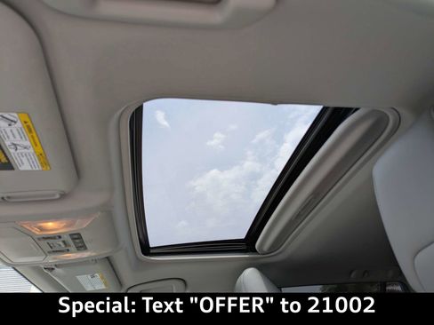 Used 2019 Toyota RAV4 XLE Premium FWD image 24