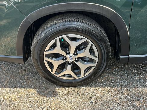 Certified 2023 Subaru Forester Premium image 9