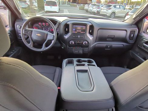 Used 2023 Chevrolet Silverado 1500 Custom AWD/4WD image 19