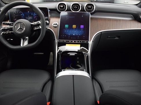 New 2026 Mercedes-Benz GLC 300 image 19