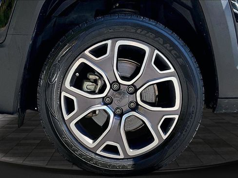 Used 2015 Jeep Renegade Limited AWD/4WD image 9