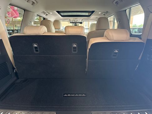 New 2025 Nissan Armada Platinum Reserve w/ Convenience Package image 17