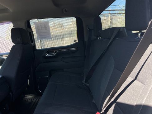 Used 2023 Chevrolet Silverado 1500 LT image 20