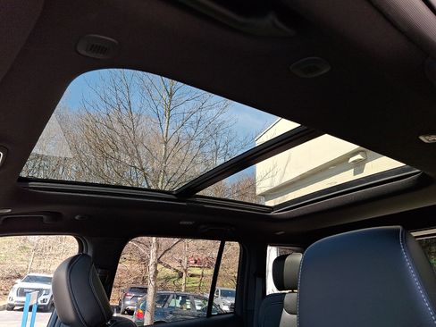 New 2026 Jeep Grand Cherokee Limited image 10