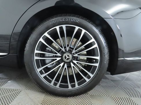 New 2026 Mercedes-Benz S 580e 4MATIC Sedan image 33