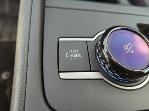 New 2026 Volkswagen Tiguan S image 44