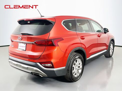 Used 2020 Hyundai Santa Fe SE w/ Cargo Package FWD image 7
