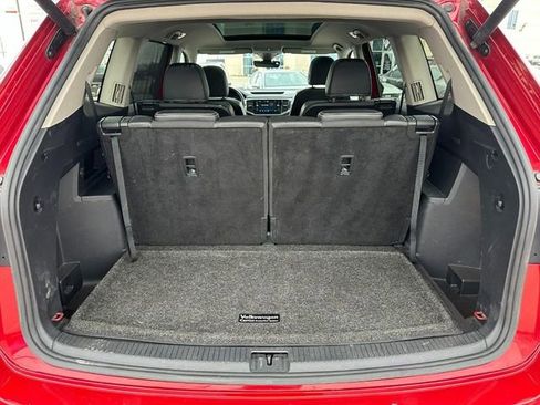 Used 2022 Volkswagen Atlas SEL R-Line image 5