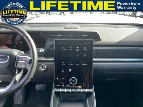 Used 2026 GMC Terrain Elevation image 25