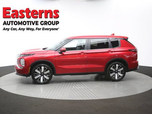 Used 2025 Mitsubishi Outlander SE AWD/4WD image 60