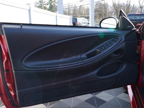 Used 2001 Ford Mustang Cobra image 16