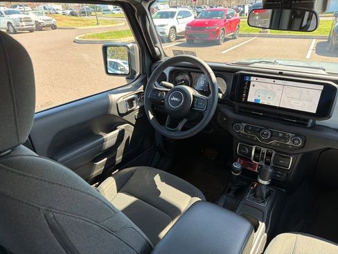 Certified 2025 Jeep Wrangler Unlimited Sport S 4xe image 13