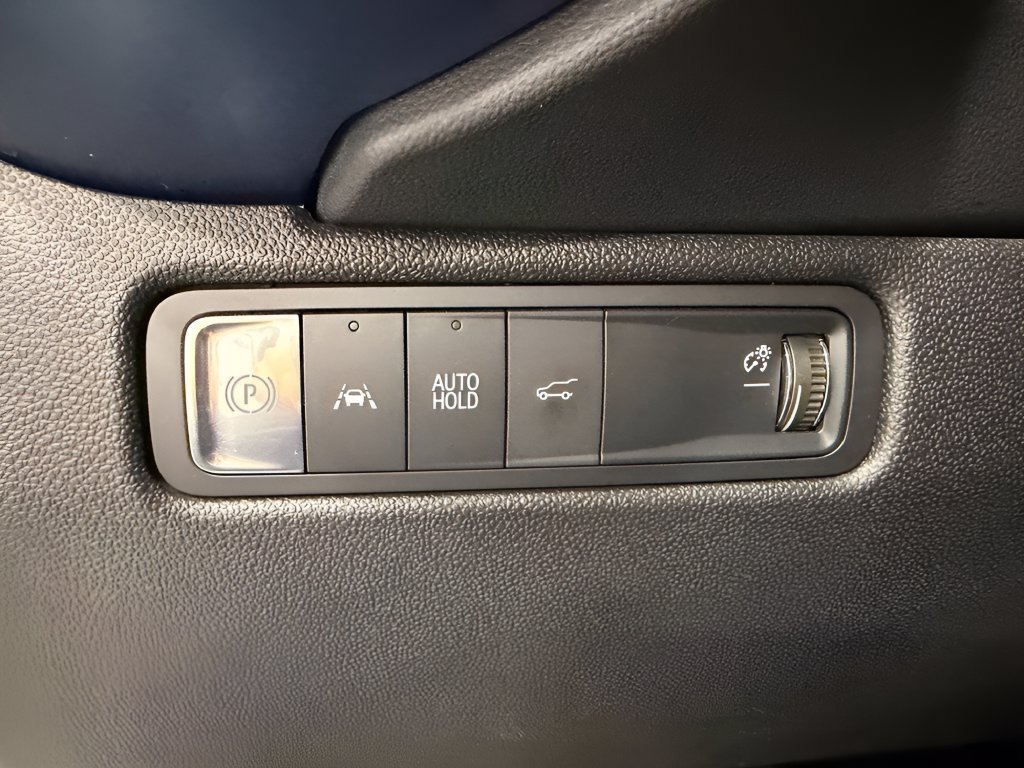 Certified 2024 Chevrolet Equinox EV LT w/ LPO, All-Weather Mat Package AWD/4WD image 19