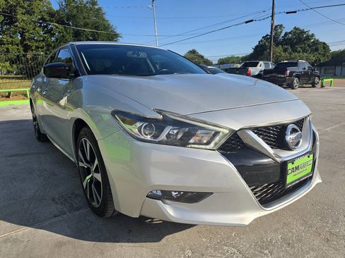 Used 2016 Nissan Maxima 3.5 S FWD image 3