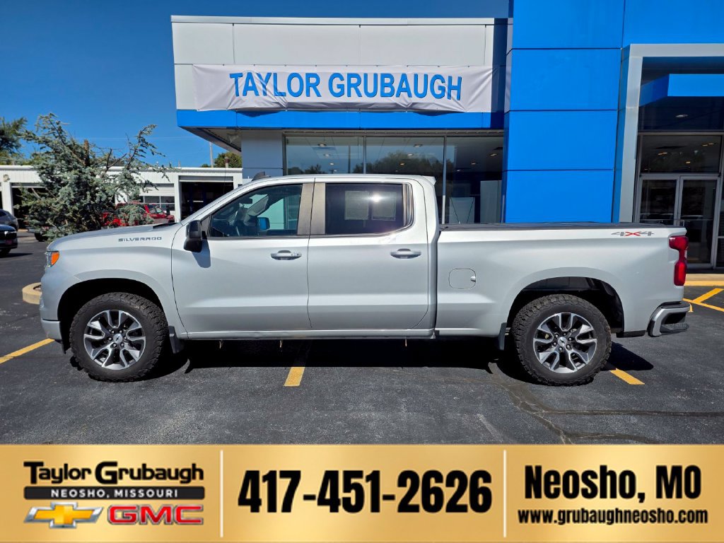 Used 2022 Chevrolet Silverado 1500 RST w/ Convenience Package II AWD/4WD image 1