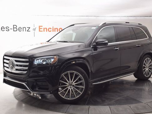 New 2025 Mercedes-Benz GLS 580 4MATIC image 2
