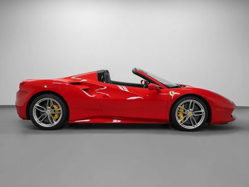 Certified 2018 Ferrari 488 Spider image 8