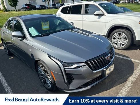 Used 2020 Cadillac CT4 Premium Luxury RWD image 1