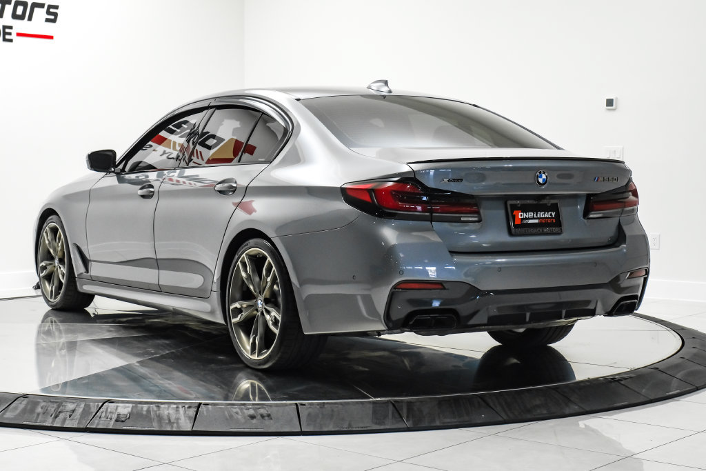 Used 2023 BMW M550i xDrive w/ Executive Package AWD/4WD image 11