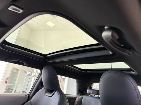New 2026 MINI Cooper 2-Door Hardtop FWD image 15
