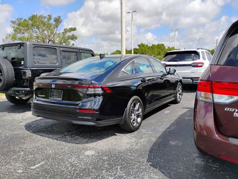 Used 2024 Honda Accord EX image 2