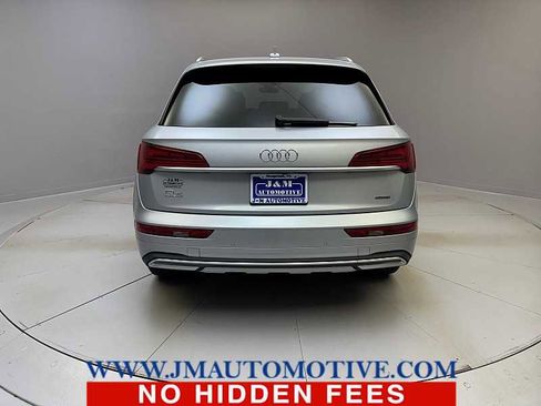 Used 2021 Audi Q5 Premium Plus w/ Premium Plus Package image 4