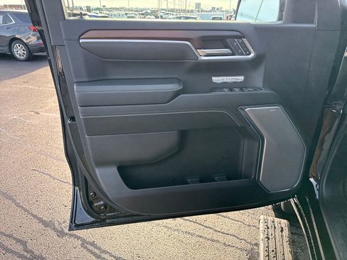 Used 2024 GMC Sierra 1500 Denali image 12