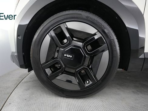 Used 2024 Kia EV9 GT-Line image 19