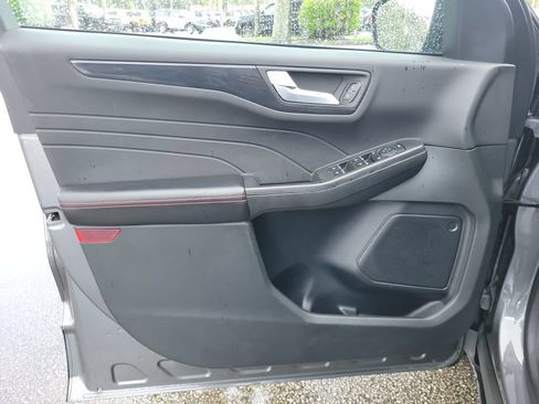 Certified 2025 Ford Escape ST-Line w/ Tech Pack #1 FWD image 12