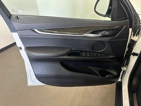 Used 2018 BMW X6 sDrive35i image 14
