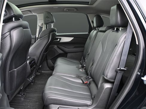 Certified 2024 Acura MDX SH-AWD image 9