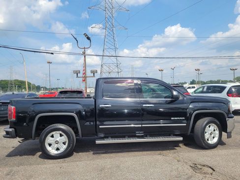 Used 2017 GMC Sierra 1500 SLT image 3