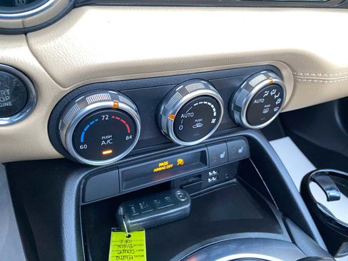 Used 2016 MAZDA MX-5 Miata Grand Touring image 22