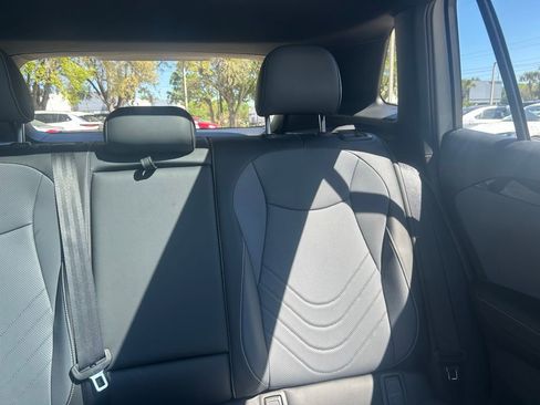 New 2026 Volkswagen Tiguan SE R-Line FWD image 14