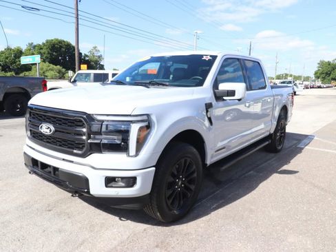 Used 2025 Ford F150 Lariat w/ Equipment Group 501A Mid image 5