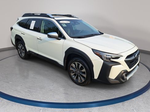 Used 2025 Subaru Outback Touring XT w/ Popular Package #2 AWD/4WD image 3