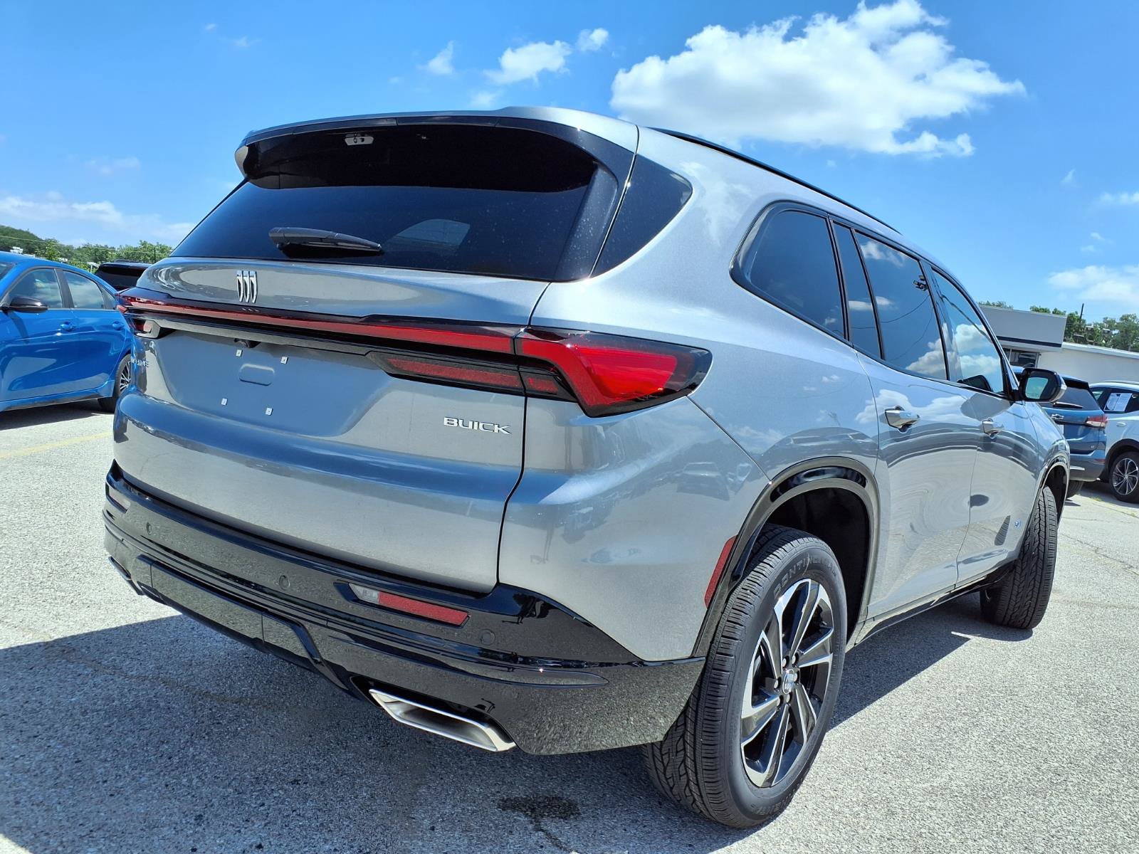 New 2026 Buick Enclave Sport Touring w/ Power Package FWD image 26