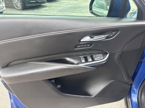 Used 2023 Cadillac XT4 Sport w/ Enhanced Visibility Package image 10