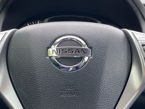 Used 2016 Nissan Altima 2.5 SL w/ 2.5 Technology Package FWD image 18