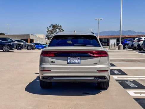 Used 2023 Audi Q8 Premium w/ Convenience Package AWD/4WD image 3