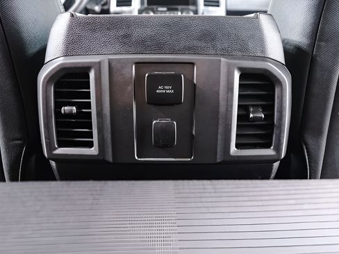 Used 2016 Ford F150 XLT w/ Equipment Group 302A Luxury AWD/4WD image 34
