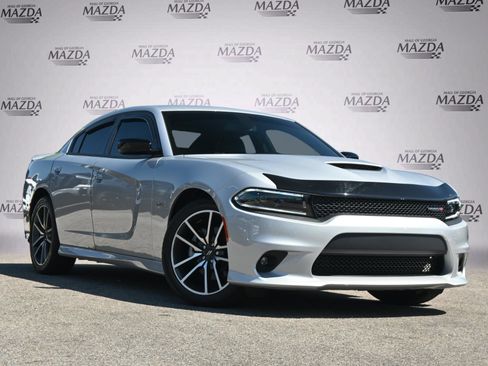 Used 2023 Dodge Charger R/T w/ Plus Group RWD image 2