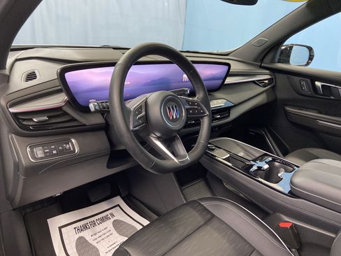 Used 2025 Buick Enclave Sport Touring image 10